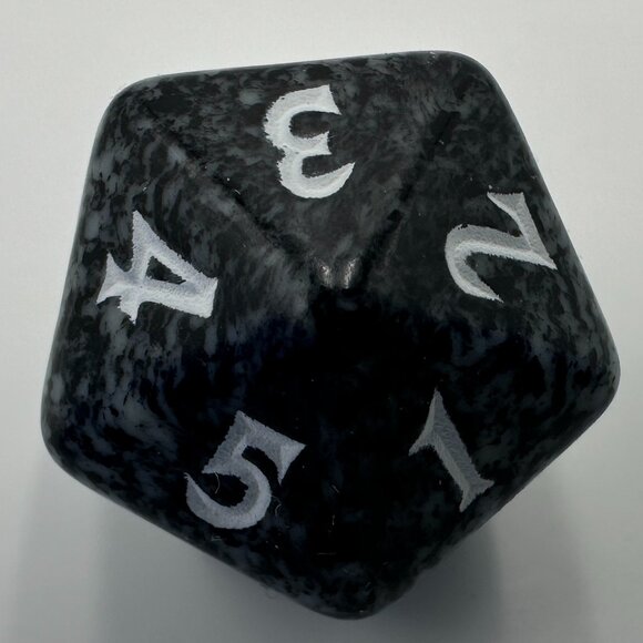 Magic The Gathering 9th Edition Black D20 Spindown Die - Picture 3 of 6